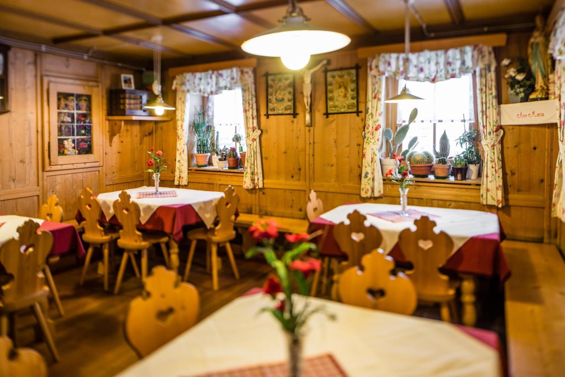 Speckstube Eggerhof Villa Braies  Exterior photo